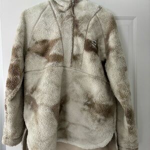 North Face Cozy Fleece Pullover in Cream and Brown